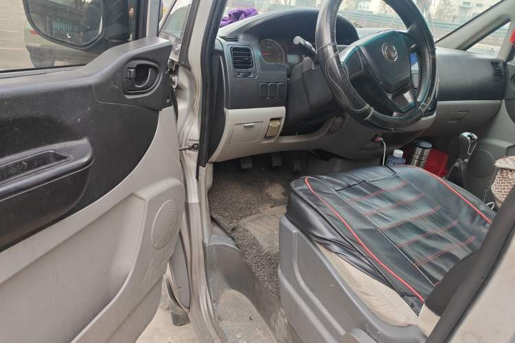 Used FORTHING Lingzhi 2019 Facelifted M3L 1.6L 7-Seater Standard Model