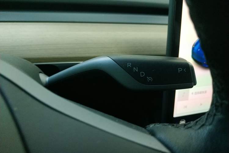 Used Tesla Model Y 2021 Standard Range Rear-Wheel Drive Version