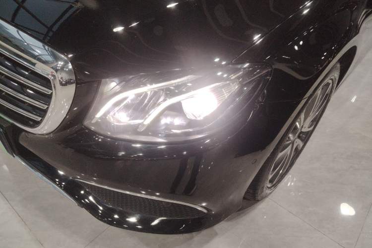 Used Mercedes-Benz E-Class 2018 Facelifted E 300 L Stylish Version
