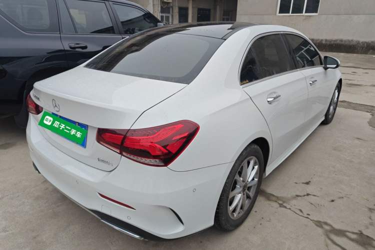 Used Mercedes-Benz A-Class 2020 Restyled A 200 L Sport Sedan Fashion Version
