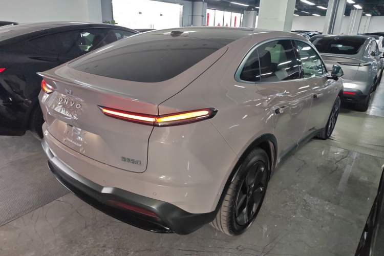 Used ONVO L60 2024 60 kWh Rear-Drive Version