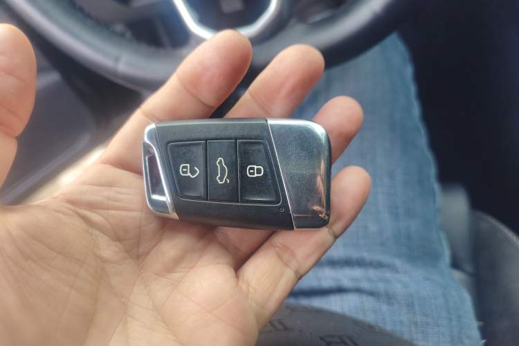 Used Volkswagen Magotan 2020 330TSI DSG Leading Model
