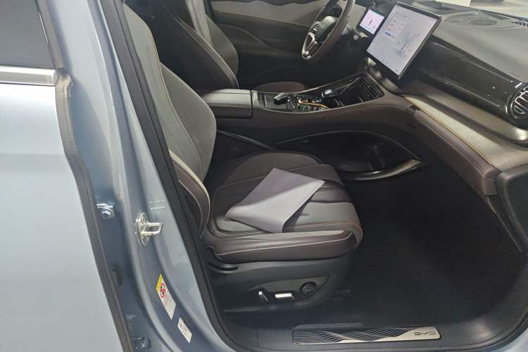 Used BYD Frigate 07 2023 DM-i 100KM Flagship Model
