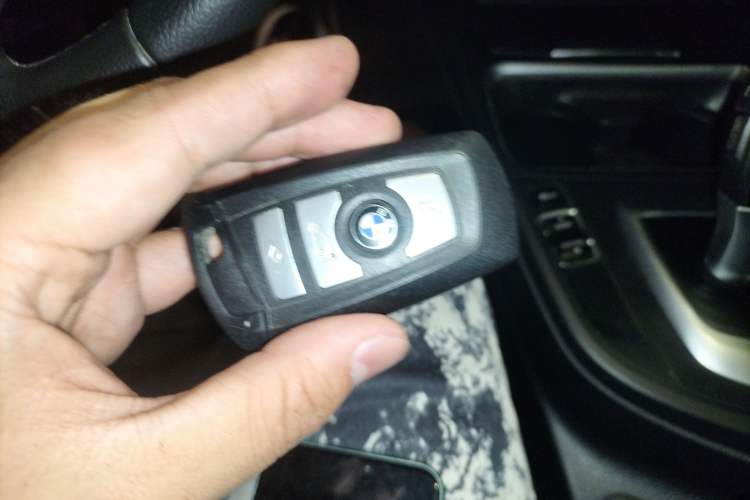 Used BMW 3 Series GT 2013 320i Leading Model
