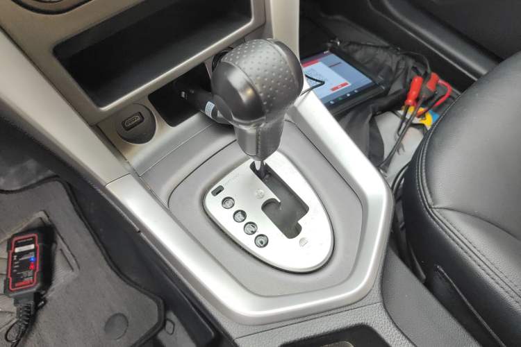 Used Venucia T70 2015 2.0L CVT Smart Edition