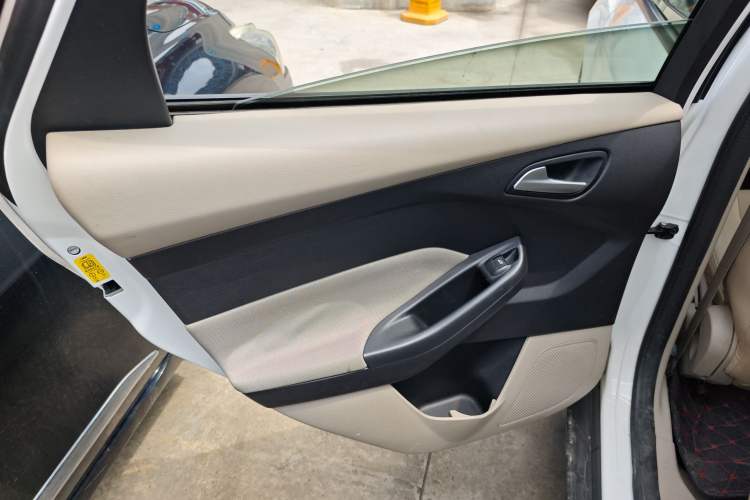 Used Ford Focus 2017 Sedan 1.6L Automatic Comfort Plus SmartDrive Edition
