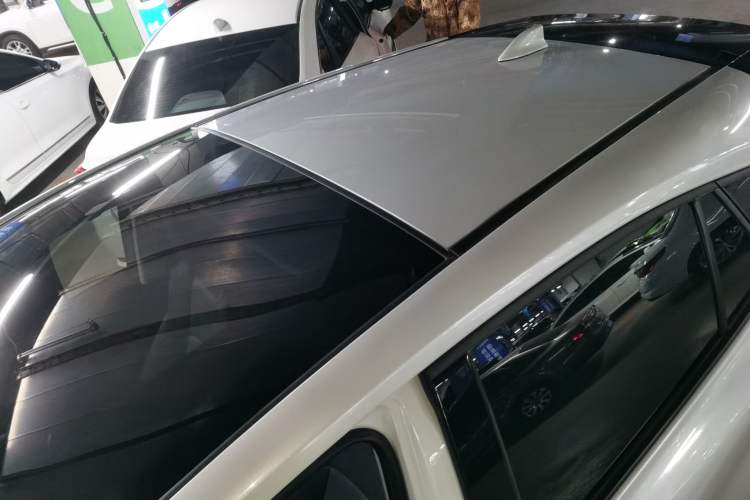 Used Toyota Venza 2023 2.0L CVT Two-Wheel Drive Luxury Edition