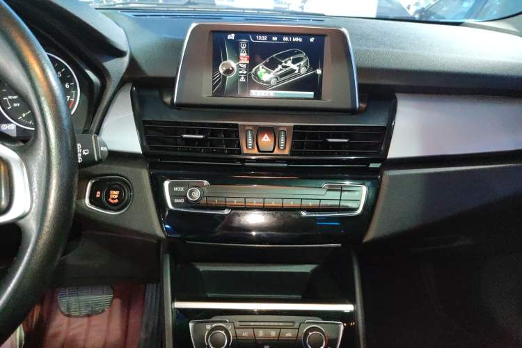 Used BMW 2 Series Active Tourer 2016 218i Fashion Model
