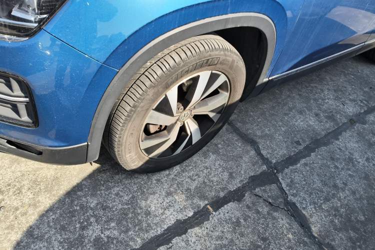 Used Volkswagen Tayron 2019 330TSI Two-Wheel Drive Luxury Model China VI Standard
