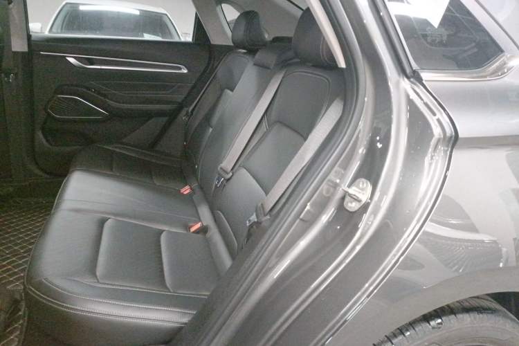 Used Geely Auto Emgrand 2023 4th Generation Champion Edition 1.5L CVT Prestige Model
