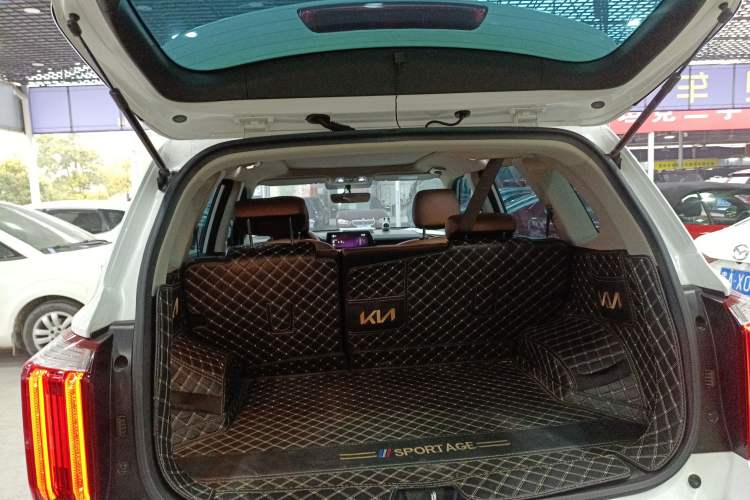 Used Kia Sportage R 2021 Ace 2.0L Splendid Edition
