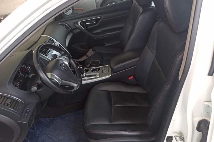 Used Nissan Teana 2016 Revised Version 2.0L XL Comfort Edition
