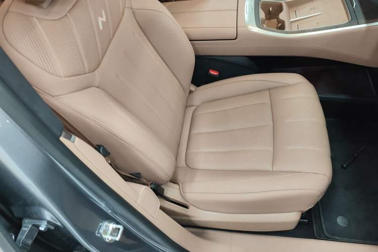 Used ONVO Luxeed L90 