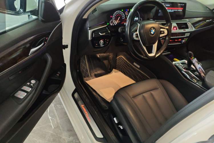 Used BMW 5 Series 2019 Facelifted 525Li Luxury Package