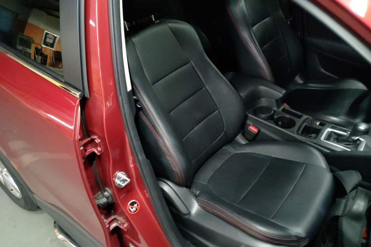 Used Mazda CX-5 2015 2.0L Automatic Two-Wheel Drive Urban Version