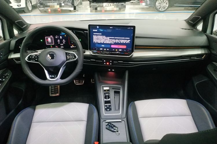 Used Volkswagen Golf 2025 300TSI R-Line