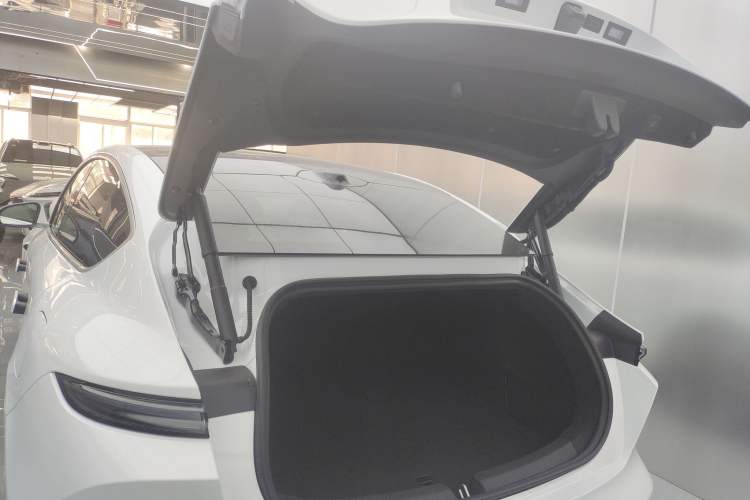 Used Nio ET5 2025 100 kWh