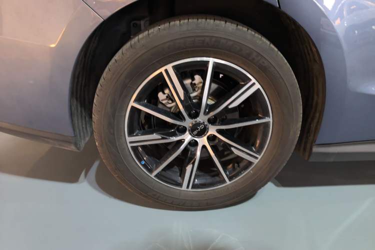 Used BYD Seal 06 New Energy 2024 DM-i 120KM Luxury Model
