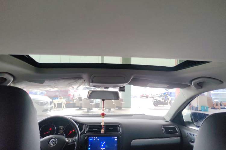 Used Volkswagen Sagitar 2017 1.6L Automatic Comfort Model