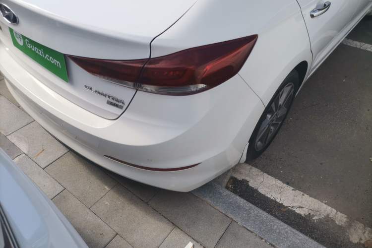 Used Hyundai Elantra 2016 1.6L Automatic ZhiXuan · Luxury Version
