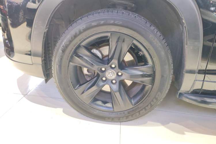 Used Toyota Highlander 2018 2.0T Four-Wheel Drive Knight Edition 7 Seats China VI Standard
