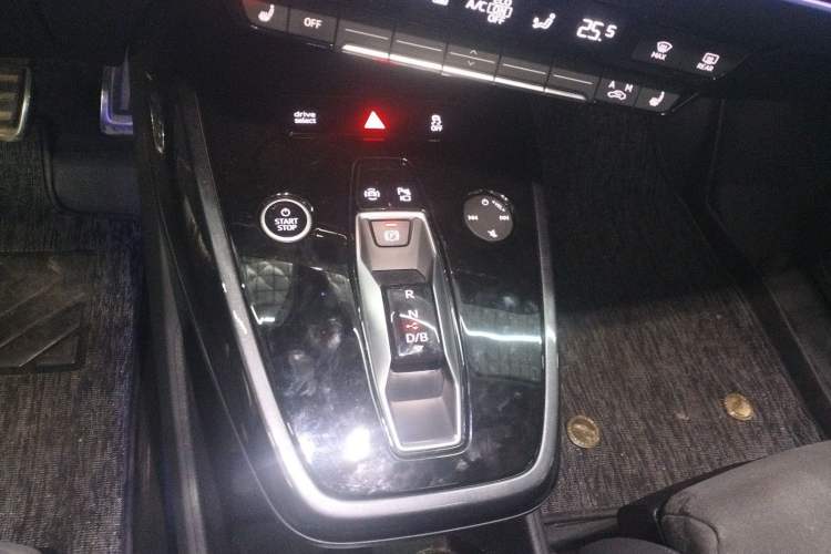 Used Audi Q4 e-tron 2023 40 e-tron Boundary Edition