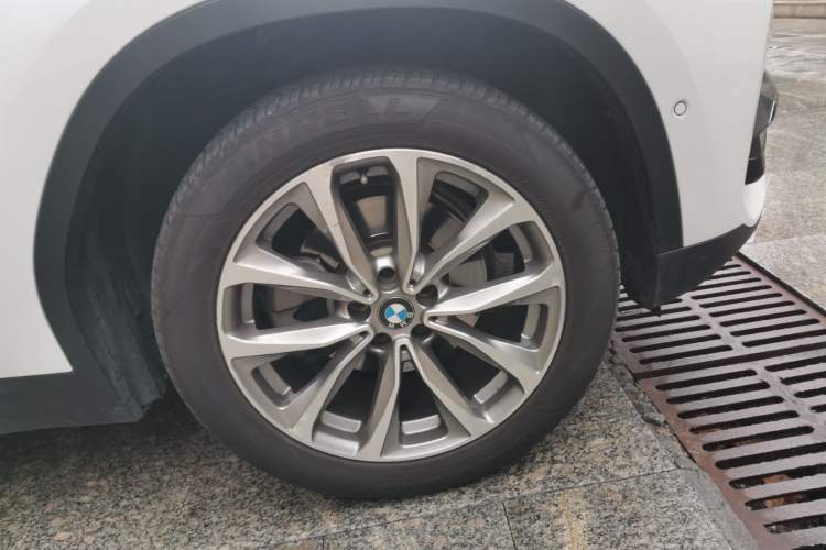 Used BMW X3 2018 xDrive25i Luxury Package China VI Emission Standard
