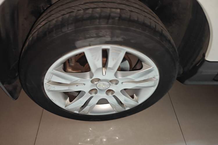 Used Peugeot 3008 2013 2.0L Automatic Trend Edition