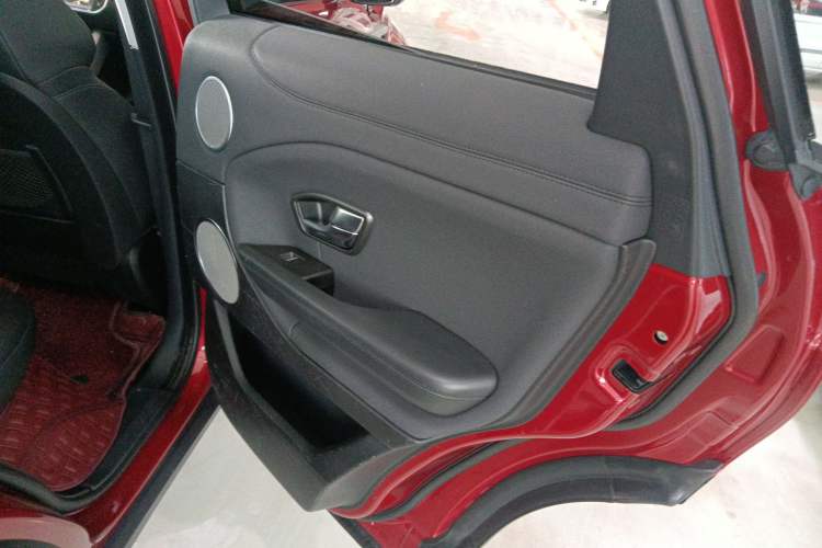 Used Land Rover Range Rover Evoque 2017 2.0T British-Style Prestige Edition
