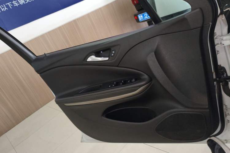 Used Buick Verano 2018 Sedan 20T Dual-Clutch Leading Model