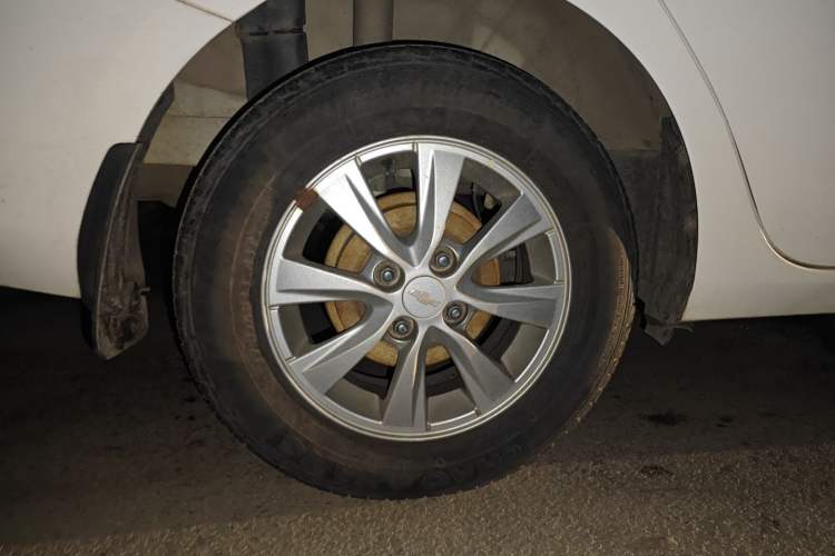 Used Chevrolet Sail 2015 Sail 3 1.5L Manual Happiness Edition
