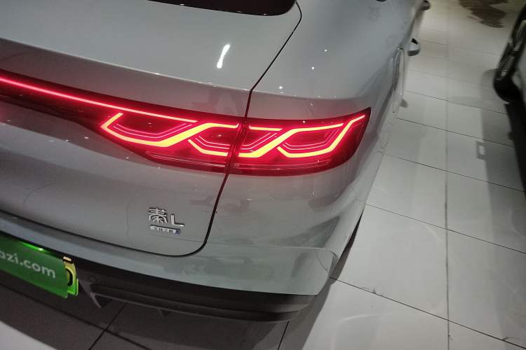 Used BYD Qin L 2025 DM-i Smart Drive 120KM Superior Model