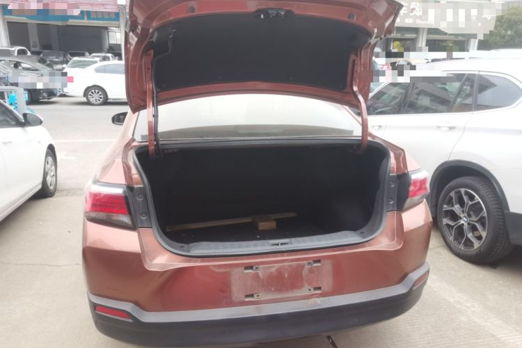 Used Venucia D60 2018 1.6L CVT Smart Connect Elite Edition
