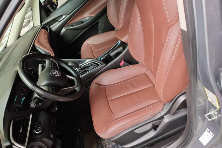 Used Buick GL6 2018 18T 6-Seater Luxury Model
