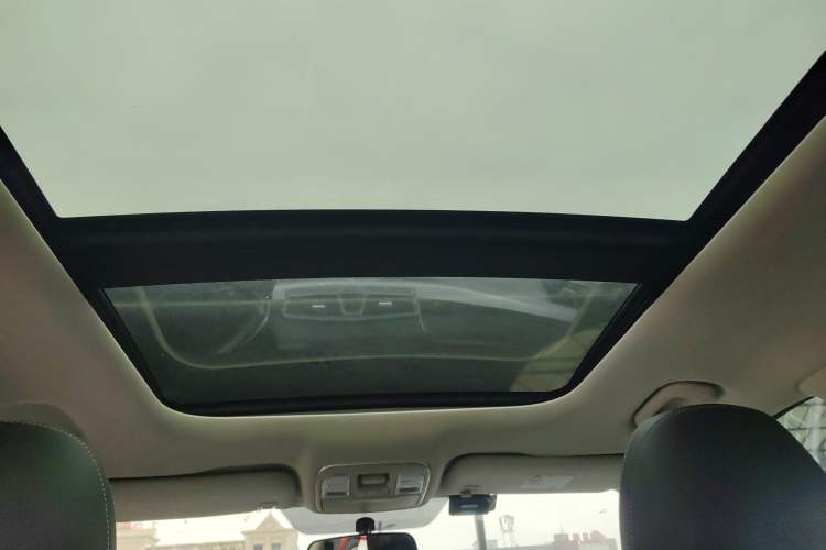 TDK.VehicleDetails.img