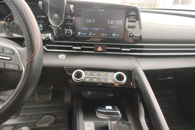 Used Hyundai Elantra 2021 1.5L CVT GLX Elite Edition
