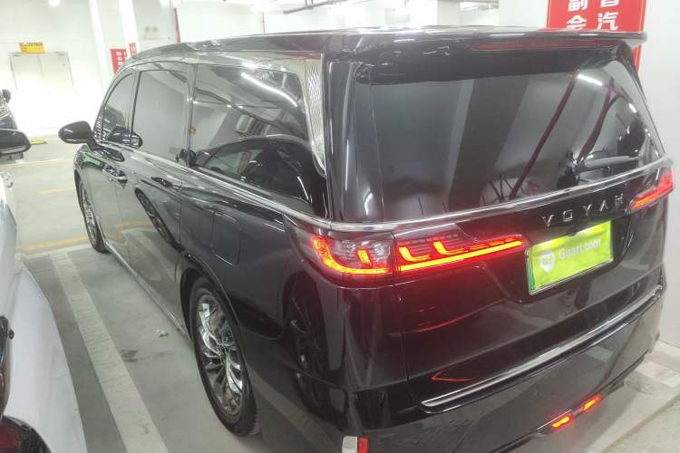 Used VOYAH Dream 2024 PHEV Ultra-Long Range Flagship Edition