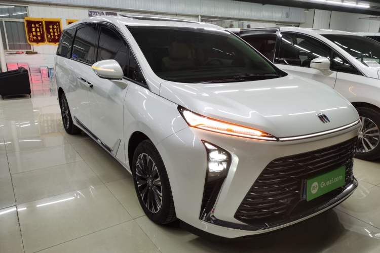 Used Buick GL8 2025 Lu Zun Deluxe Edition
