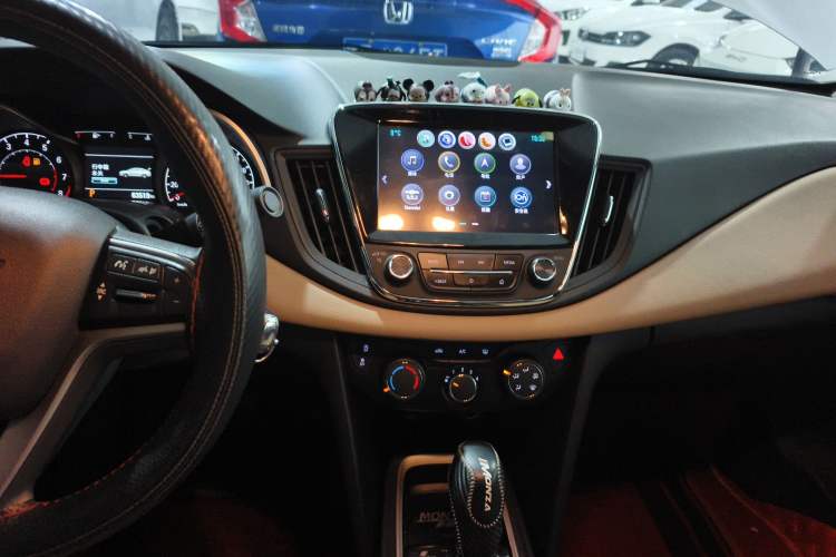 Used Chevrolet Monza 2020 320 Automatic Enjoyment Edition
