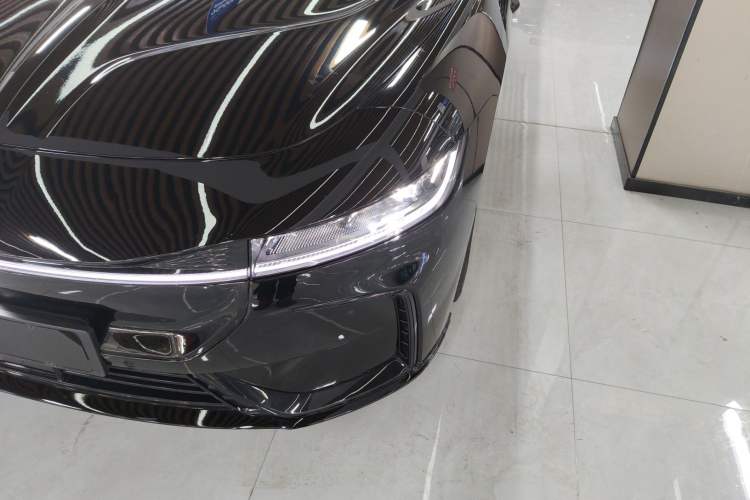 Used VOYAH PASSION 2023 Four-Wheel Drive Standard Edition
