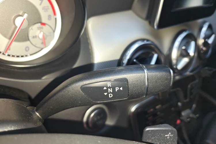 Used Mercedes-Benz GLA 2016 GLA 200 Fashion Model