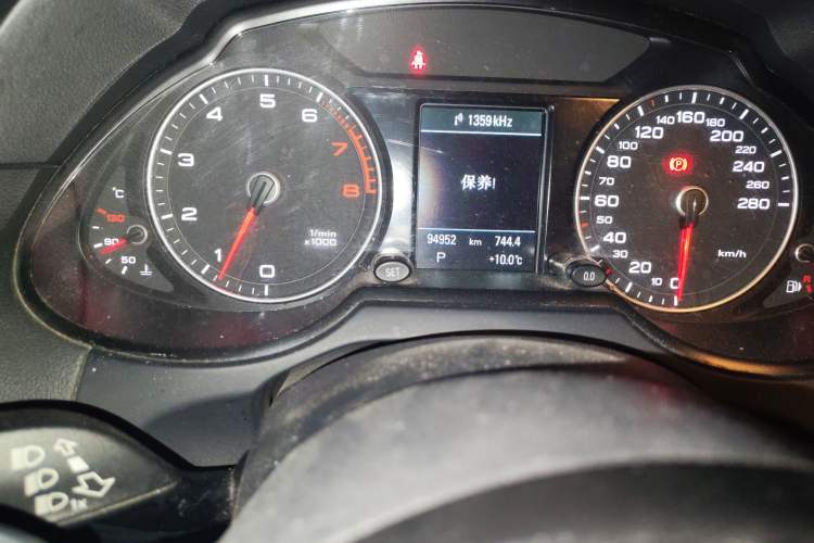 Used Audi Q5 2016 40 TFSI Comfort Model
