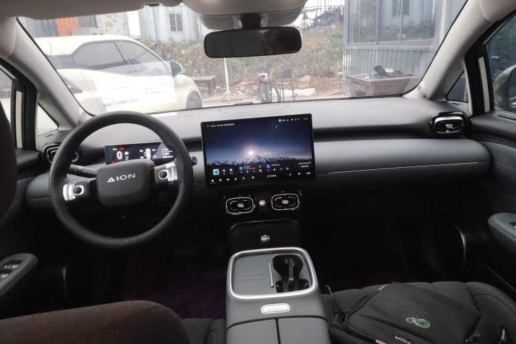 Used AION UT 2025 330 Starlight Edition
