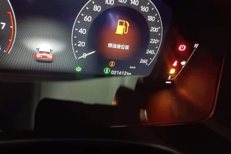 Used Honda Civic 2022 240TURBO CVT Dynamic Control Version
