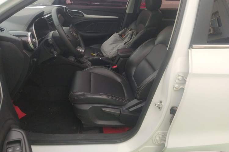 Used MG ZS 2017 1.5L Automatic Luxury Edition
