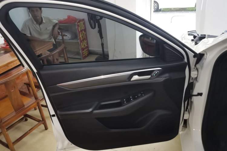 Used Ford Escort 2021 1.5L Automatic Diamond Edition
