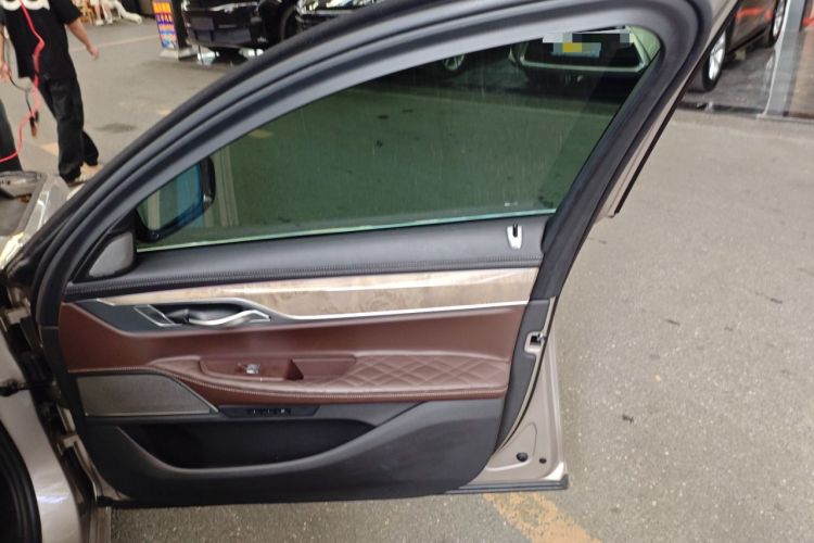 Used BMW 7 Series 2021 740Li Leading Edition Luxury Package
