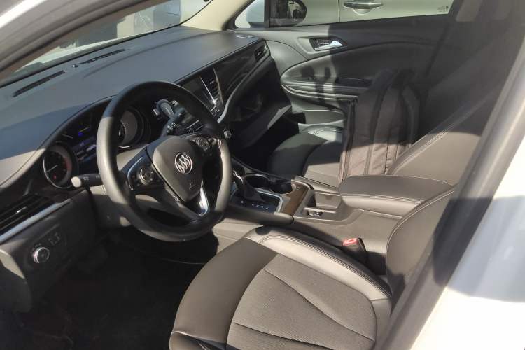 Used Buick Verano 2018 Sedan 20T Dual-Clutch Leading Model