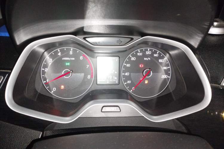 Used Baojun 310 2017 1.5L Automatic Fashion Model
