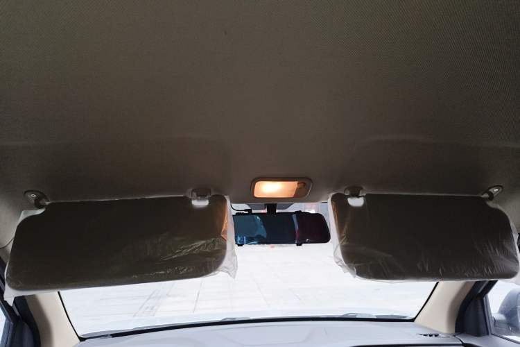 Used Wuling Hongguang V 2022 1.5L Jingqu Edition Electric-Assist LAR
